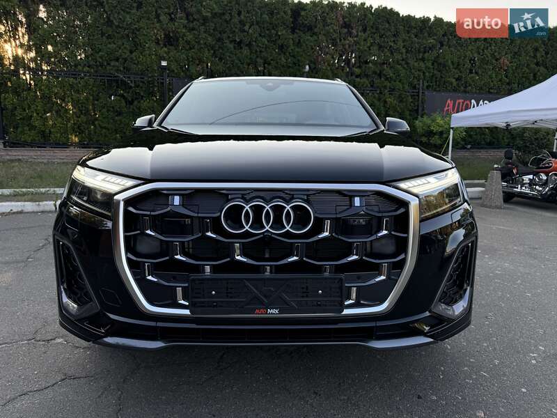 Внедорожник / Кроссовер Audi Q7 2024 в 