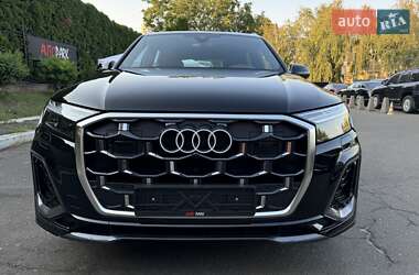Внедорожник / Кроссовер Audi Q7 2024 в 