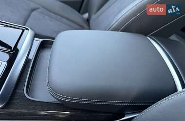Внедорожник / Кроссовер Audi Q7 2024 в 