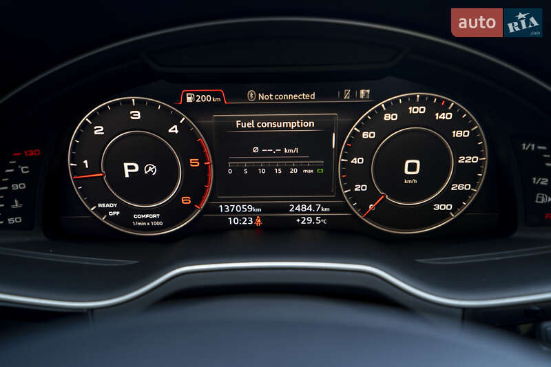 Внедорожник / Кроссовер Audi Q7 2016 в Киеве
