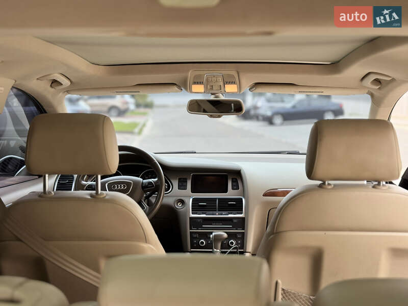 Внедорожник / Кроссовер Audi Q7 2015 в Киеве