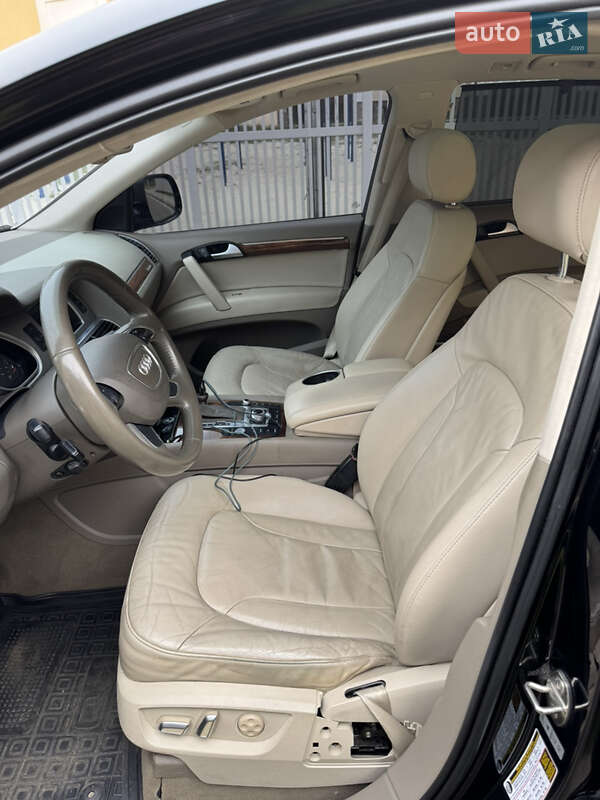 Внедорожник / Кроссовер Audi Q7 2015 в Киеве