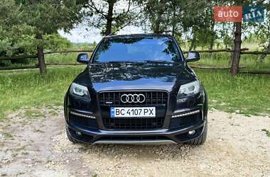 Внедорожник / Кроссовер Audi Q7 2012 в 