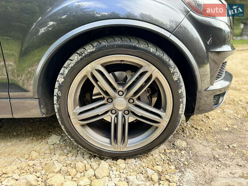 Позашляховик / Кросовер Audi Q7 2012 в Львові