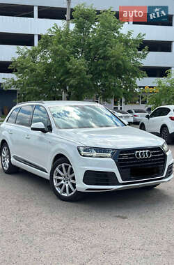 Audi Q7 2017