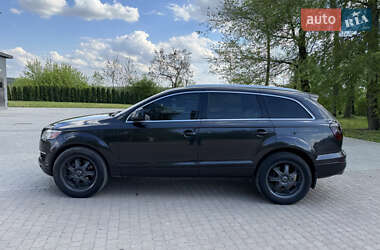 Внедорожник / Кроссовер Audi Q7 2007 в 