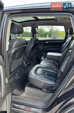 Внедорожник / Кроссовер Audi Q7 2007 в 