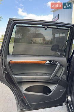 Внедорожник / Кроссовер Audi Q7 2007 в 