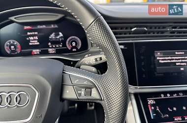 Внедорожник / Кроссовер Audi Q7 2020 в 