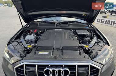 Внедорожник / Кроссовер Audi Q7 2020 в 