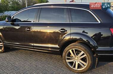 Внедорожник / Кроссовер Audi Q7 2015 в 