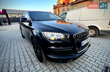 Внедорожник / Кроссовер Audi Q7 2012 в 
