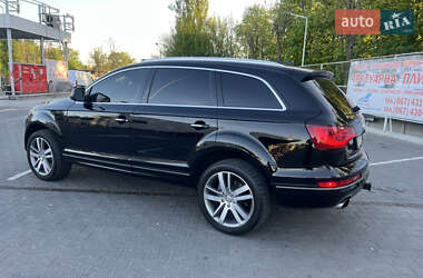 Внедорожник / Кроссовер Audi Q7 2013 в 