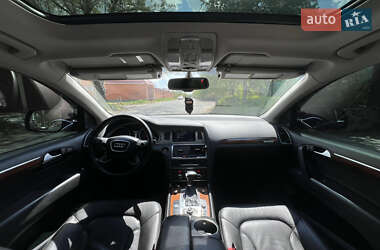 Внедорожник / Кроссовер Audi Q7 2013 в 