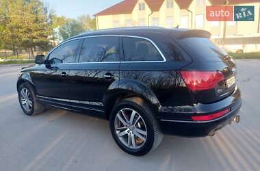 Внедорожник / Кроссовер Audi Q7 2012 в 