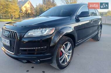 Внедорожник / Кроссовер Audi Q7 2012 в 