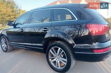 Внедорожник / Кроссовер Audi Q7 2012 в 