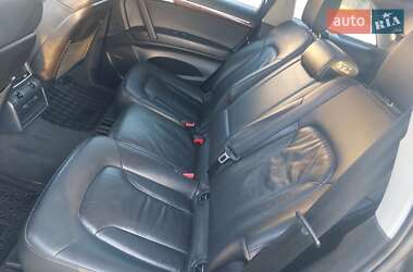 Внедорожник / Кроссовер Audi Q7 2012 в 