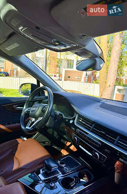 Позашляховик / Кросовер Audi Q7 2016 в Івано-Франківську