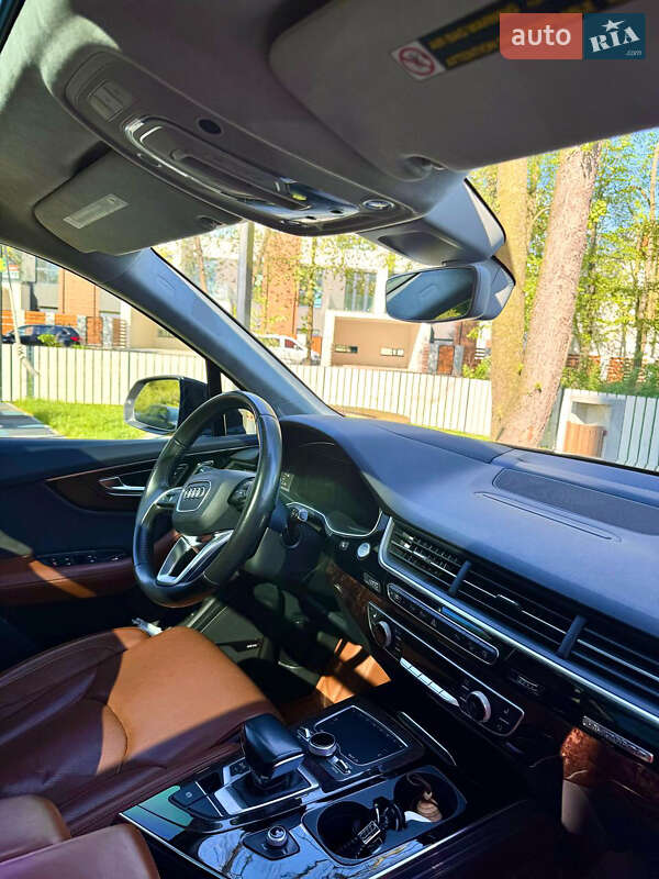 Внедорожник / Кроссовер Audi Q7 2016 в Ивано-Франковске