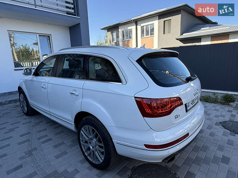 Позашляховик / Кросовер Audi Q7 2014 в Ірпені