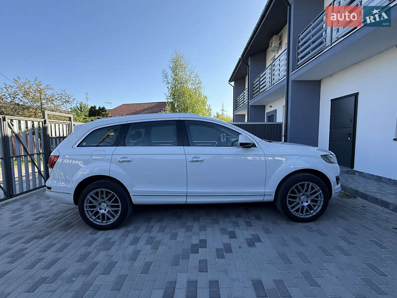Позашляховик / Кросовер Audi Q7 2014 в Ірпені