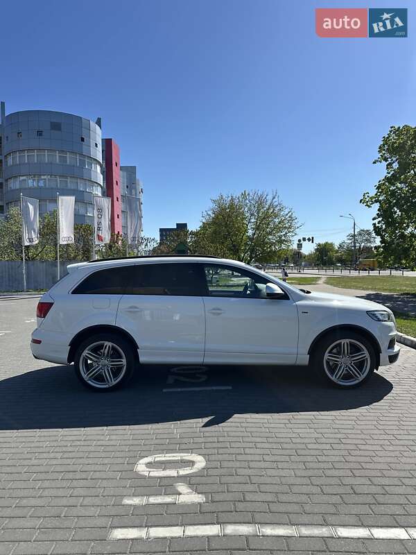 Позашляховик / Кросовер Audi Q7 2012 в Києві фото 11 Позашляховик / Кросовер Audi Q7 2012 в Києві