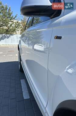 Внедорожник / Кроссовер Audi Q7 2012 в 