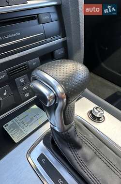 Внедорожник / Кроссовер Audi Q7 2012 в 