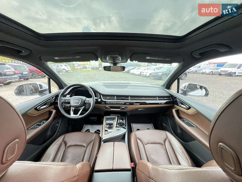 Внедорожник / Кроссовер Audi Q7 2017 в Луцке