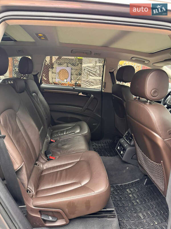 Внедорожник / Кроссовер Audi Q7 2011 в Вижнице