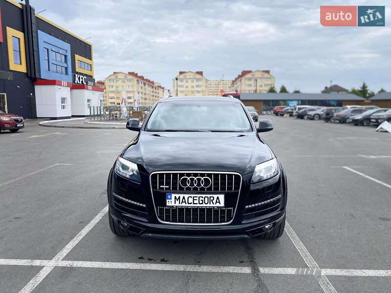 Внедорожник / Кроссовер Audi Q7 2014 в 