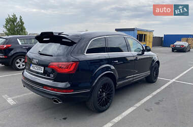 Внедорожник / Кроссовер Audi Q7 2014 в 
