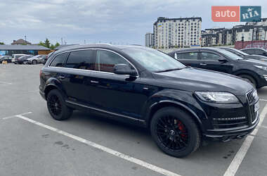 Внедорожник / Кроссовер Audi Q7 2014 в 