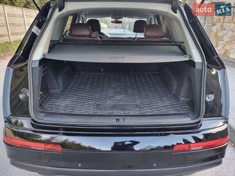 Внедорожник / Кроссовер Audi Q7 2016 в Виннице