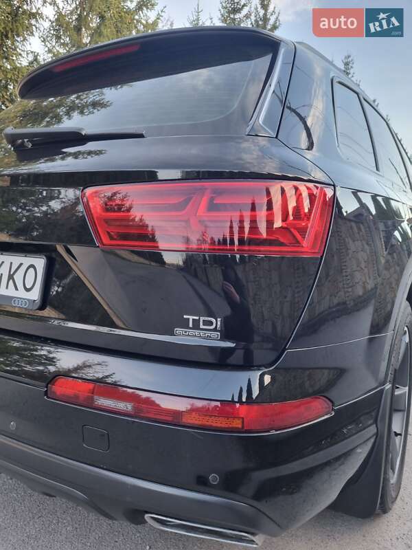 Внедорожник / Кроссовер Audi Q7 2016 в Виннице
