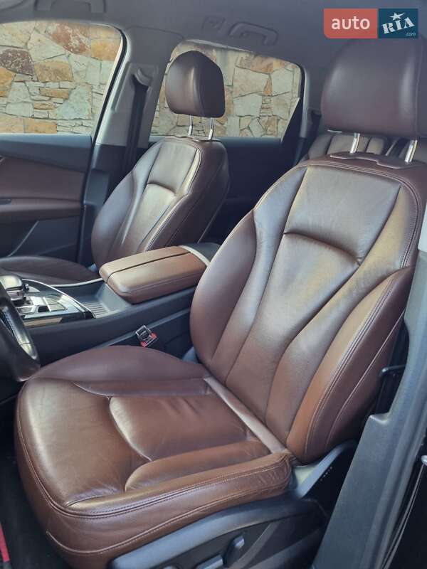 Внедорожник / Кроссовер Audi Q7 2016 в Виннице