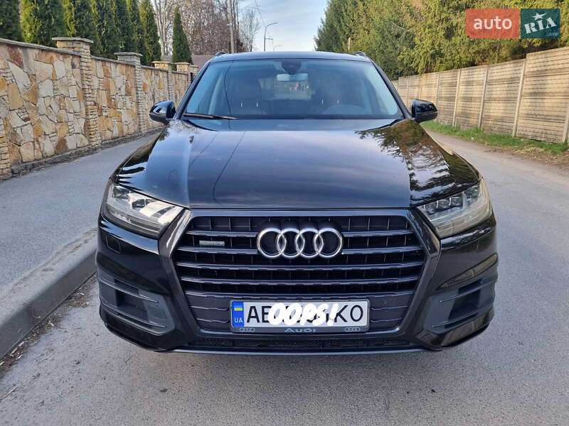 Внедорожник / Кроссовер Audi Q7 2016 в Виннице
