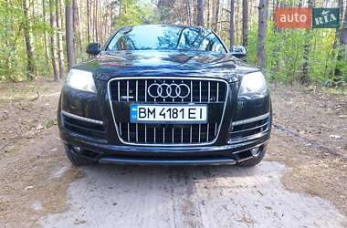 Внедорожник / Кроссовер Audi Q7 2010 в 