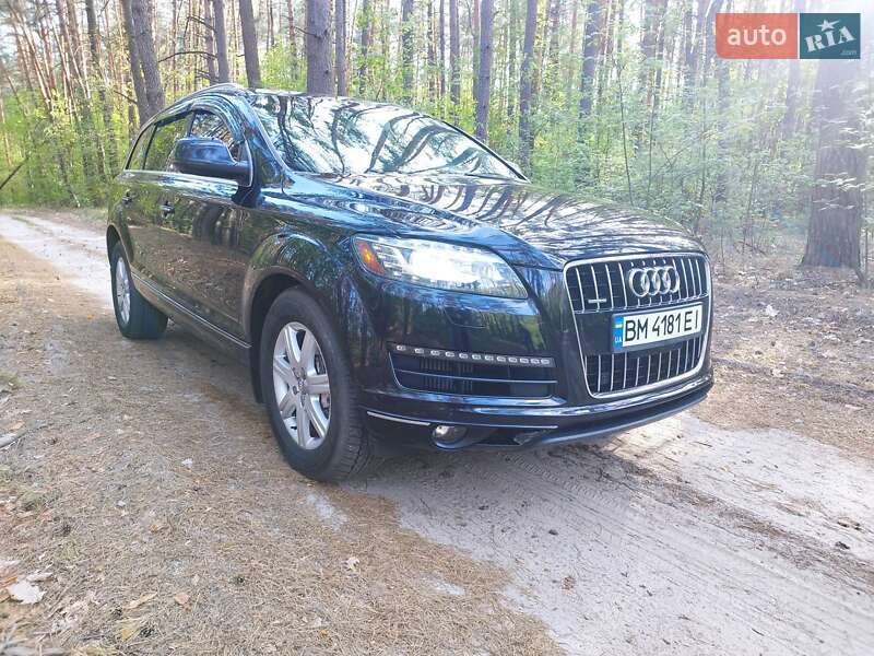 Позашляховик / Кросовер Audi Q7 2010 в Охтирці