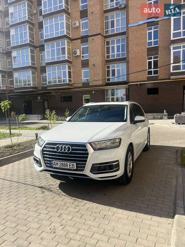 Audi Q7 2016