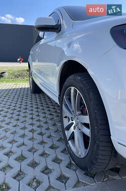 Внедорожник / Кроссовер Audi Q7 2013 в 