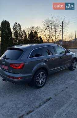 Внедорожник / Кроссовер Audi Q7 2012 в 