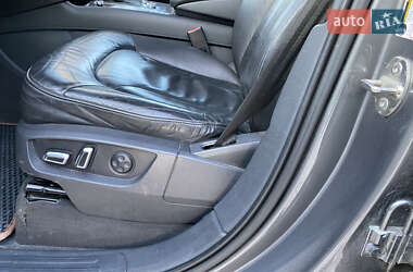 Внедорожник / Кроссовер Audi Q7 2012 в 