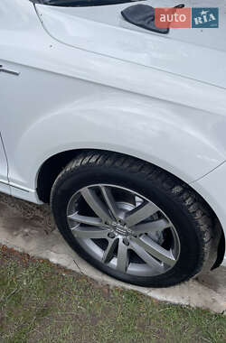 Внедорожник / Кроссовер Audi Q7 2014 в 