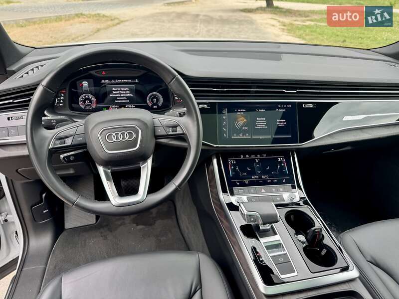 Внедорожник / Кроссовер Audi Q7 2022 в Днепре