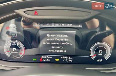 Внедорожник / Кроссовер Audi Q7 2022 в 
