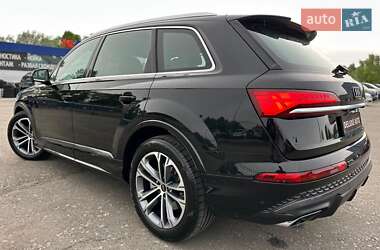 Внедорожник / Кроссовер Audi Q7 2025 в 