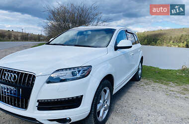 Позашляховик / Кросовер Audi Q7 2015 в 