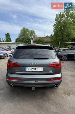 Внедорожник / Кроссовер Audi Q7 2012 в 